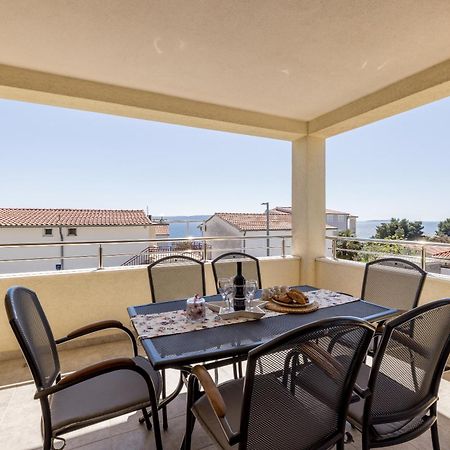 Apart Sa Terasom 250M Od Plaze,Parking,Wi Fi,Rostilj Trogir Exteriör bild