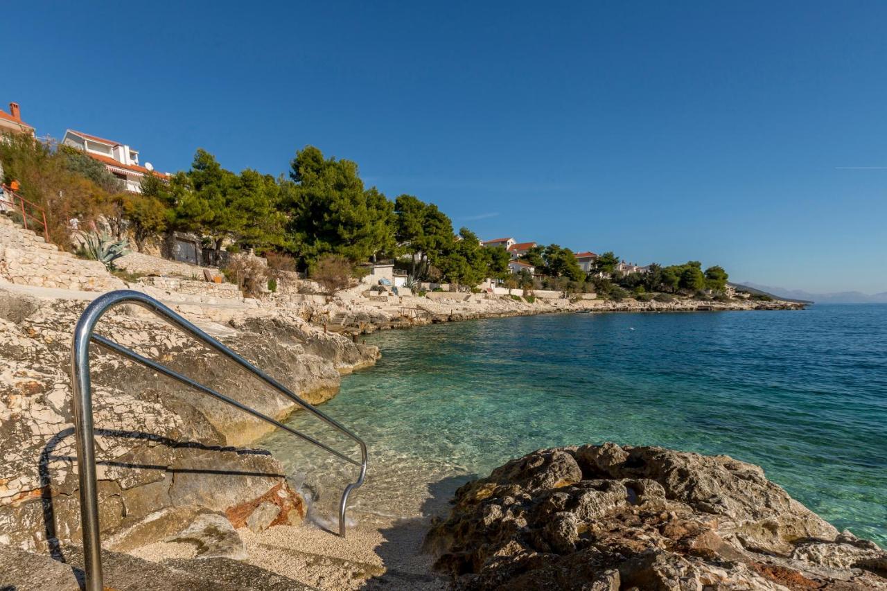 Apart Sa Terasom 250M Od Plaze,Parking,Wi Fi,Rostilj Trogir Exteriör bild