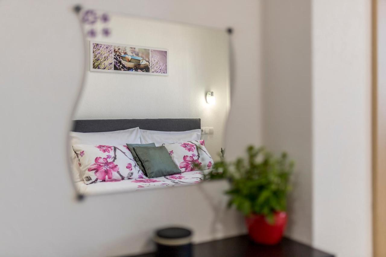 Apart Sa Terasom 250M Od Plaze,Parking,Wi Fi,Rostilj Trogir Exteriör bild