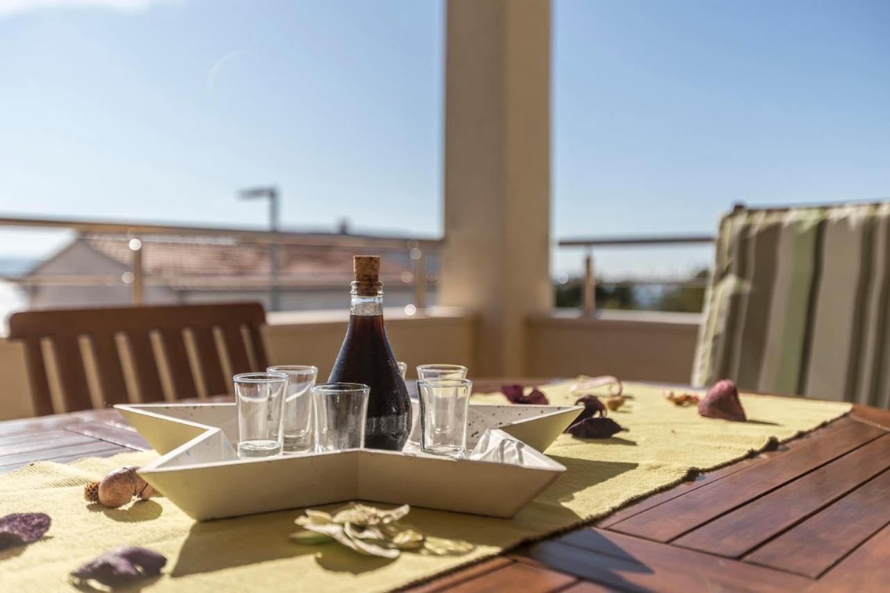 Apart Sa Terasom 250M Od Plaze,Parking,Wi Fi,Rostilj Trogir Exteriör bild