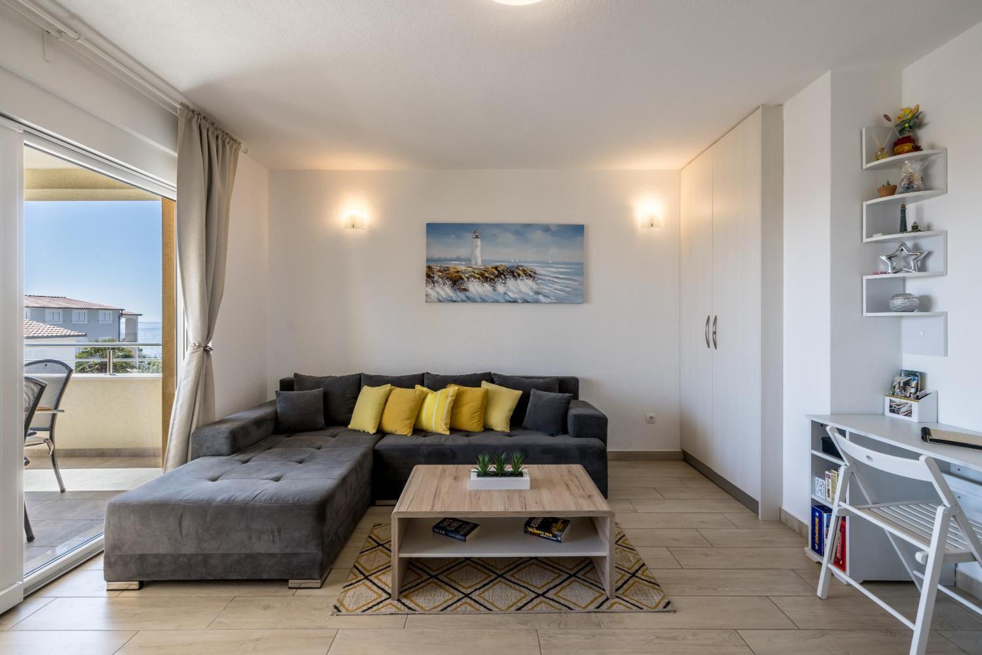 Apart Sa Terasom 250M Od Plaze,Parking,Wi Fi,Rostilj Trogir Exteriör bild