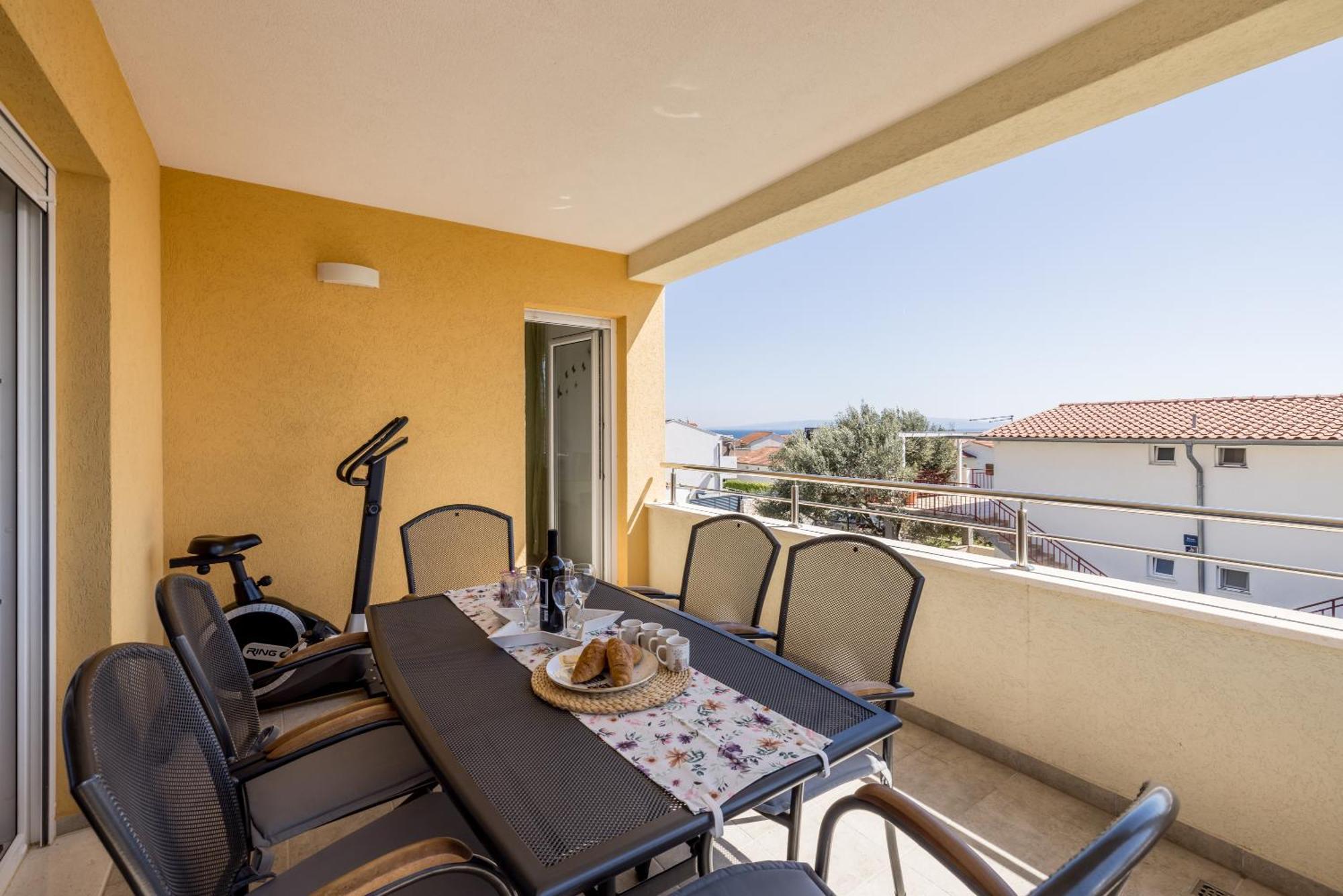 Apart Sa Terasom 250M Od Plaze,Parking,Wi Fi,Rostilj Trogir Exteriör bild