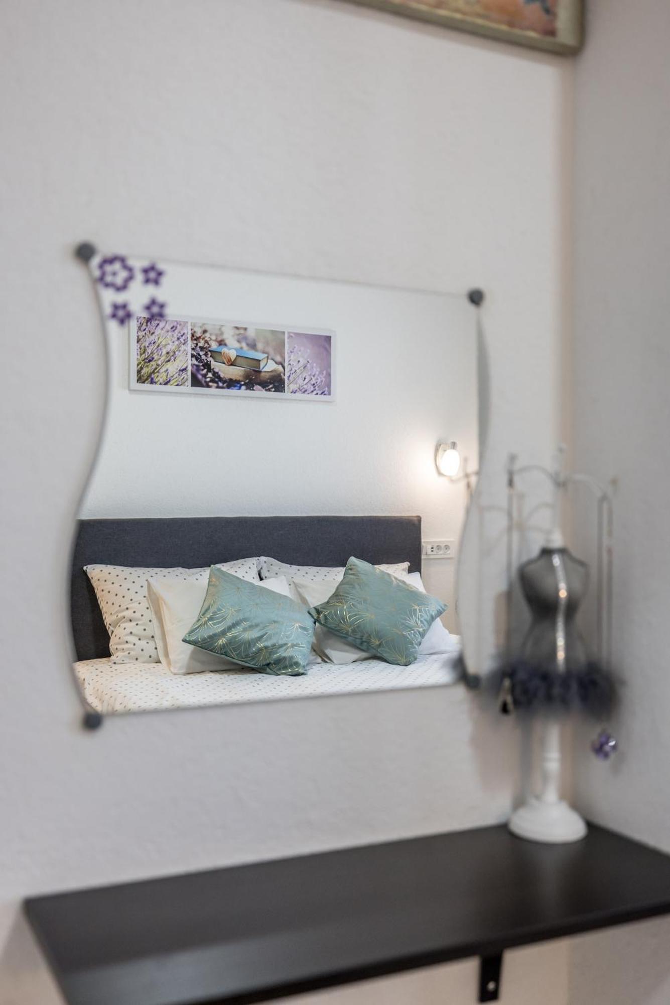 Apart Sa Terasom 250M Od Plaze,Parking,Wi Fi,Rostilj Trogir Exteriör bild