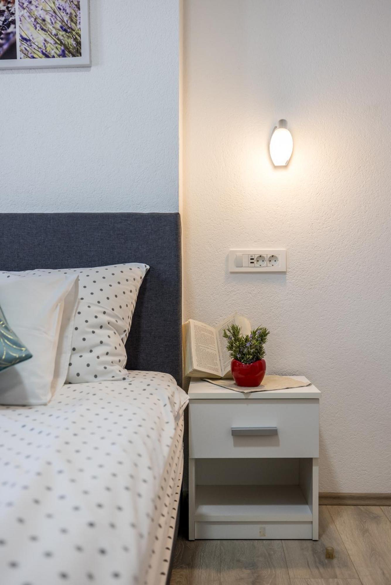 Apart Sa Terasom 250M Od Plaze,Parking,Wi Fi,Rostilj Trogir Exteriör bild